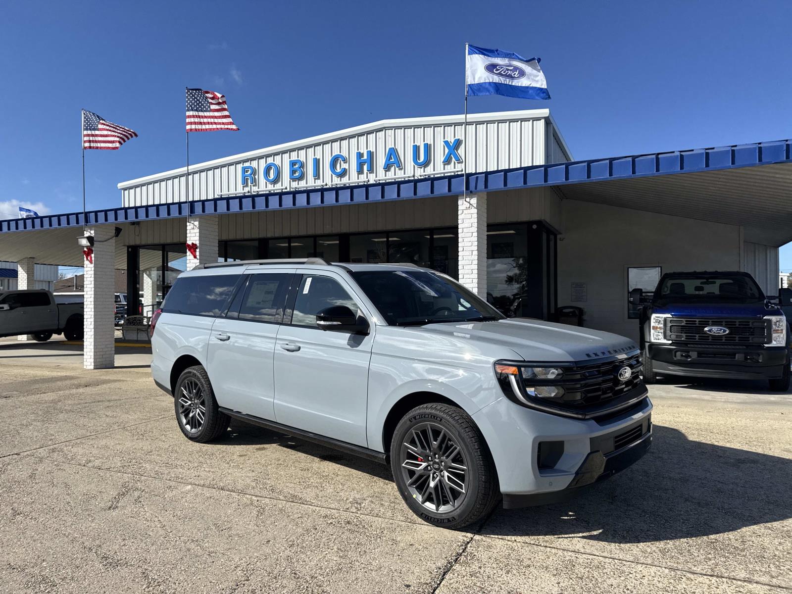 2025 Ford Expedition Platinum's photo