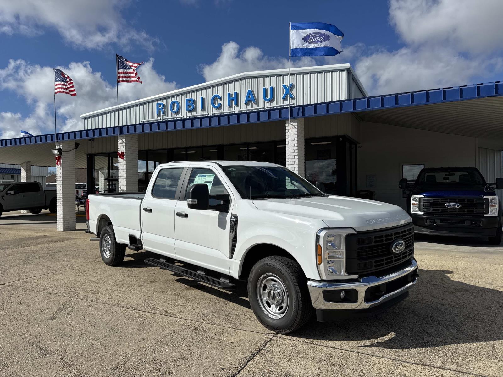 2026 Ford F-250 Super Duty XL's photo