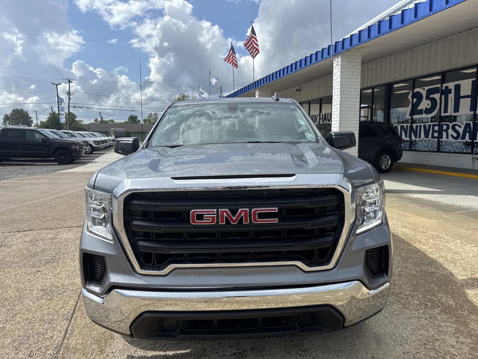 2021 Gmc Sierra 1500 photo 2