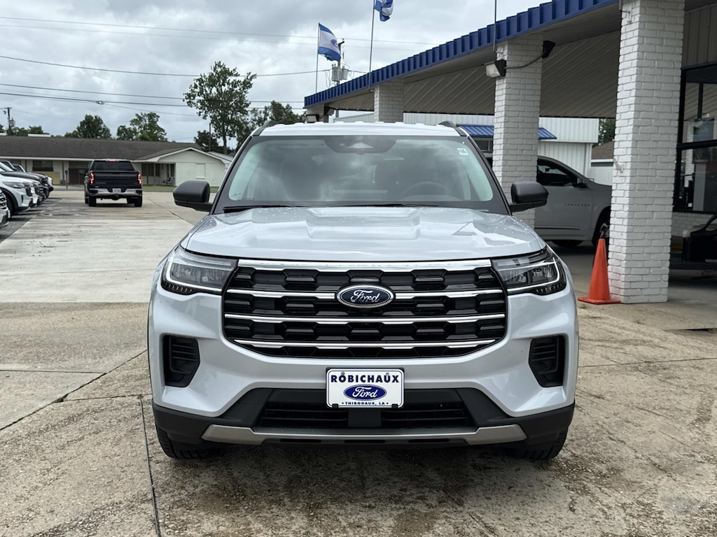 New 2026 Ford Explorer Active SUV