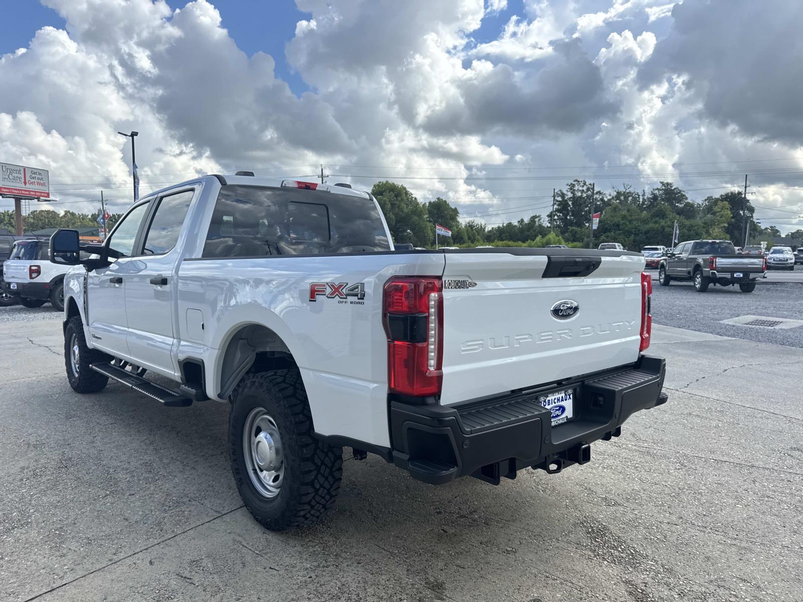 2026 Ford F-250 XL photo 2