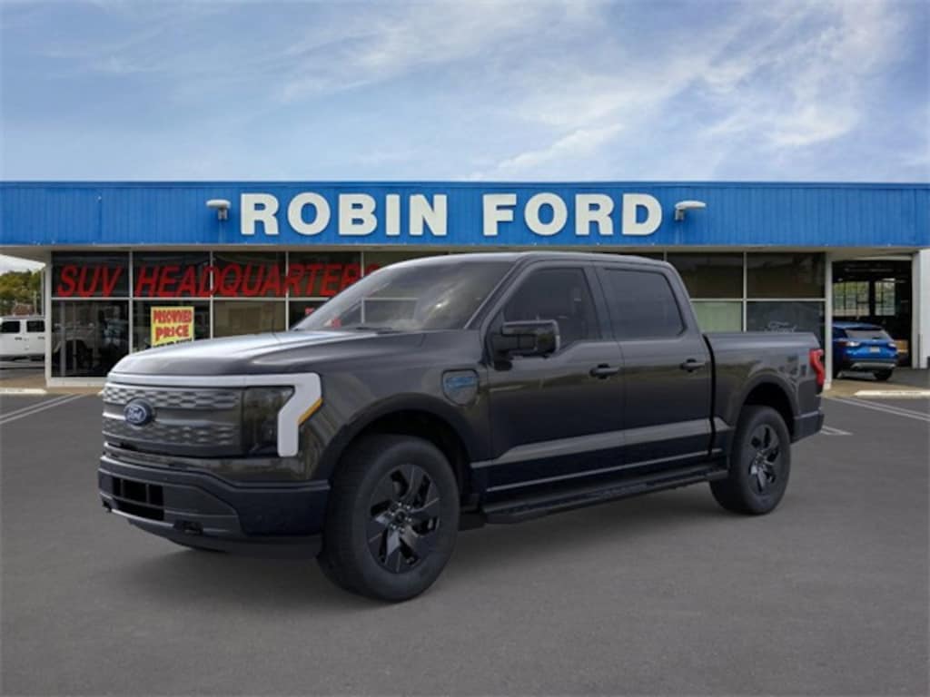 New 2025 Ford F-150 Lightning Lariat Truck
