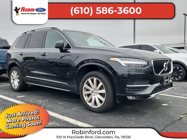2016 Volvo XC90 T6 Momentum