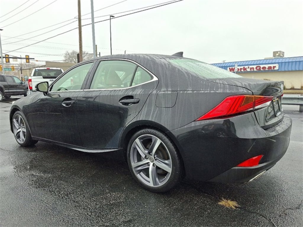 Used 2018 Lexus IS 300 Sedan