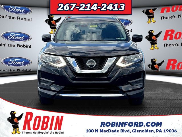 Used 2018 Nissan Rogue SV with VIN JN8AT2MV1JW305927 for sale in Glenolden, PA