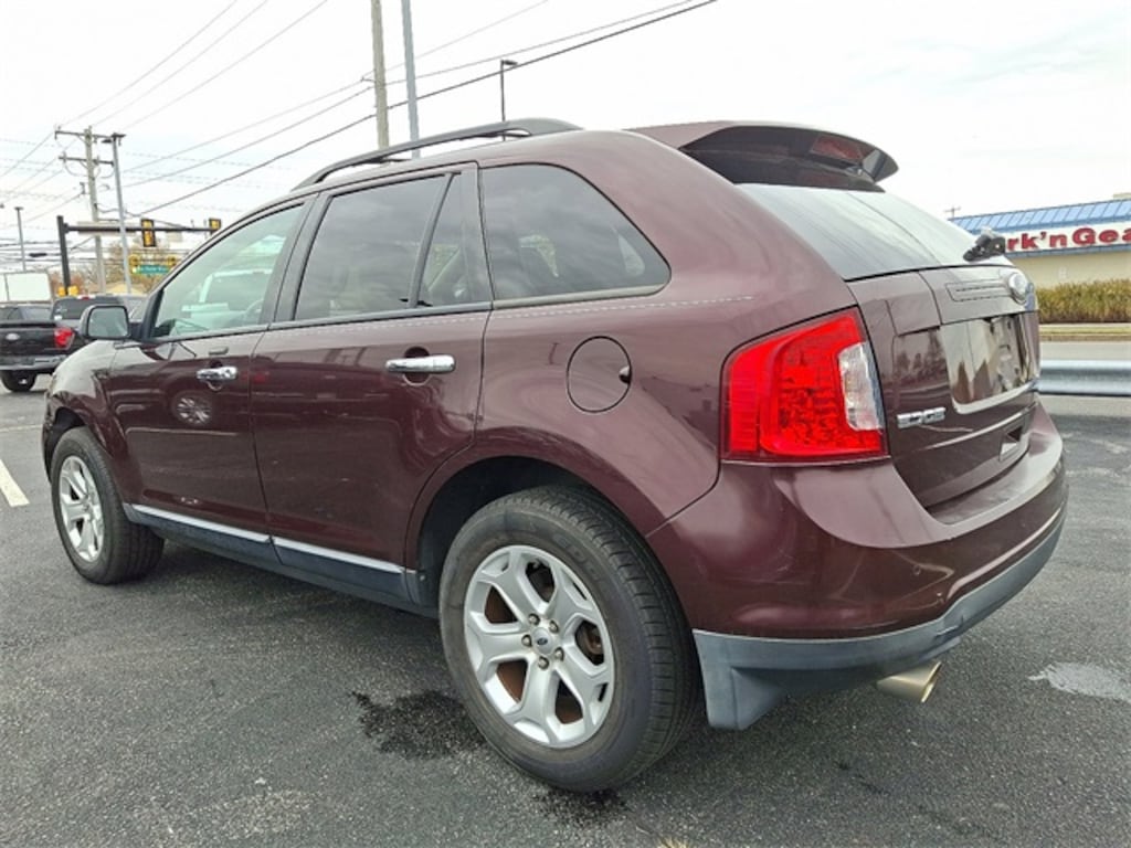 Used 2011 Ford Edge SEL SUV