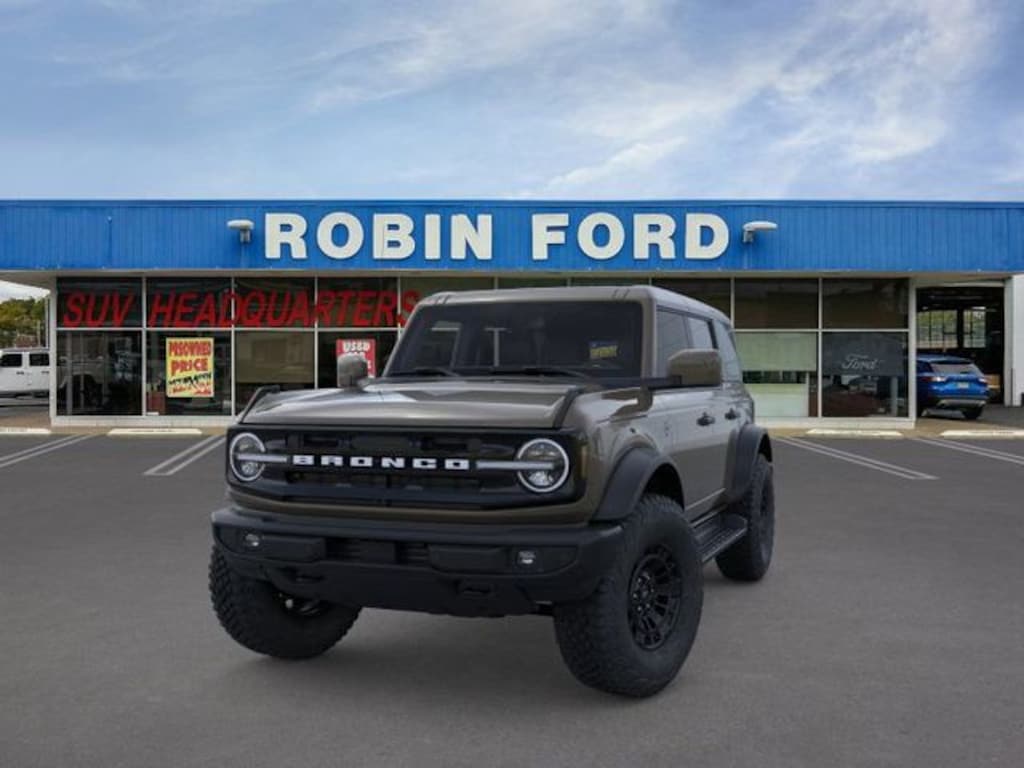 New 2026 Ford Bronco Outer Banks SUV