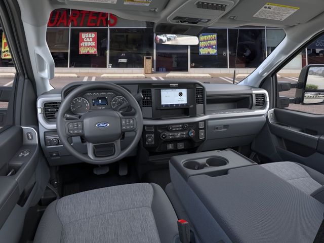 2026 Ford F-350 Super Duty XL - Photo 9