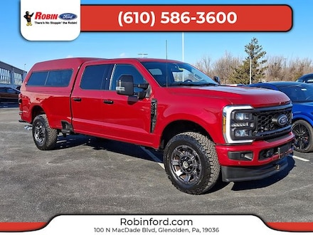 2023 Ford F-250SD Lariat Truck