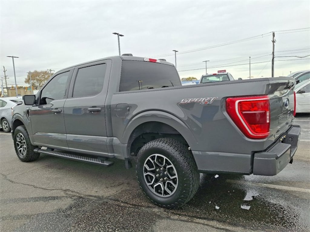 Used 2021 Ford F-150 XLT Truck