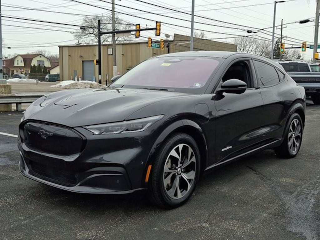 Certified 2022 Ford Mustang Mach-E Premium SUV