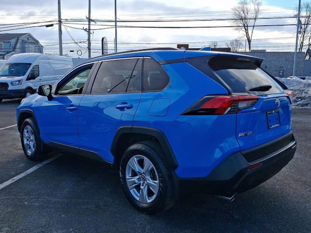 Used 2019 Toyota RAV4 XLE SUV