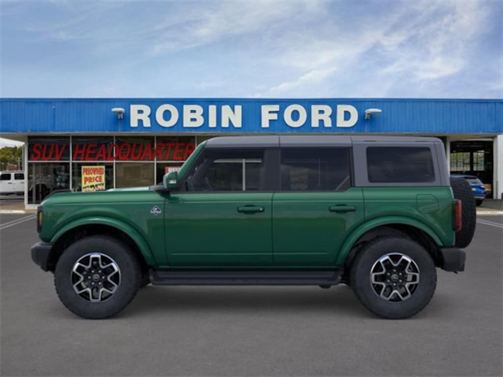 New 2025 Ford Bronco Outer Banks SUV
