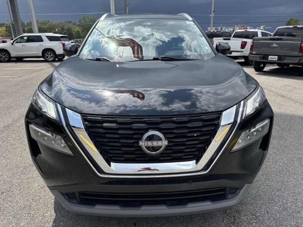 Used 2023 Nissan Rogue SV SUV