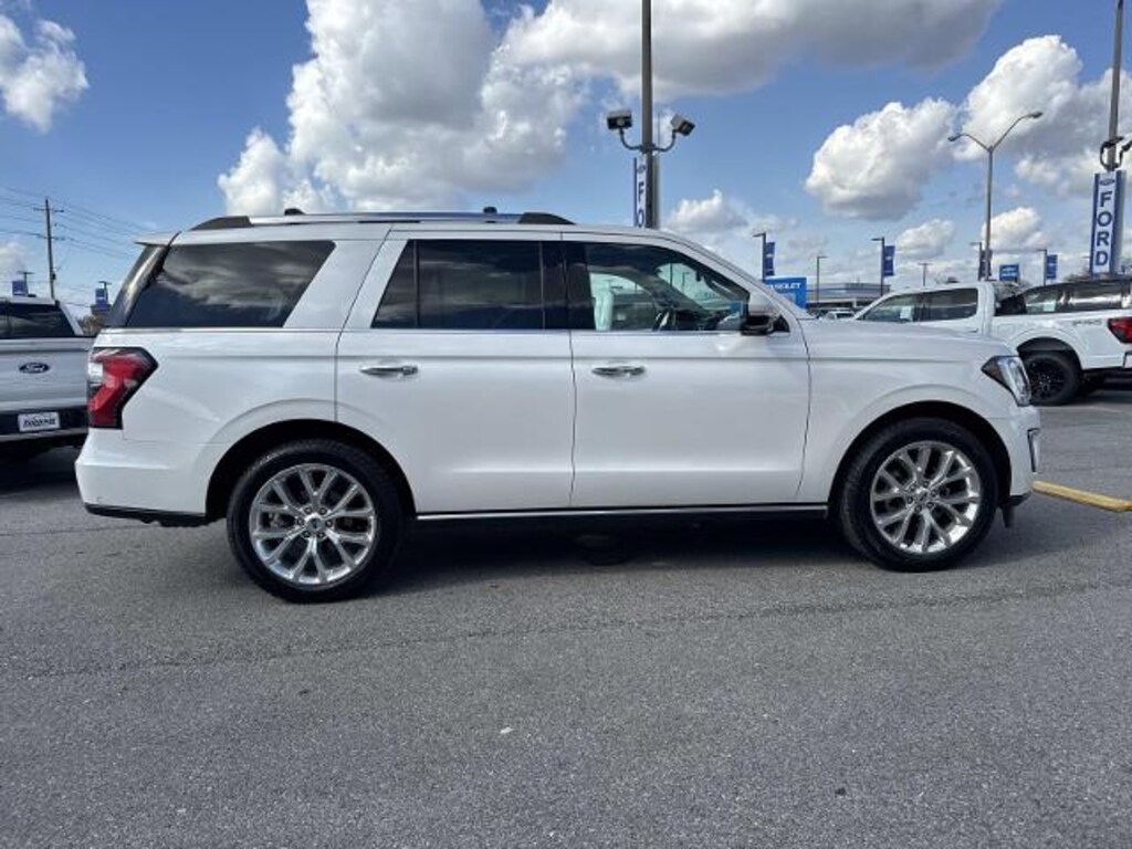 Used 2018 Ford Expedition Limited SUV