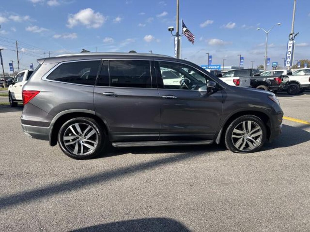 Used 2016 Honda Pilot Touring SUV