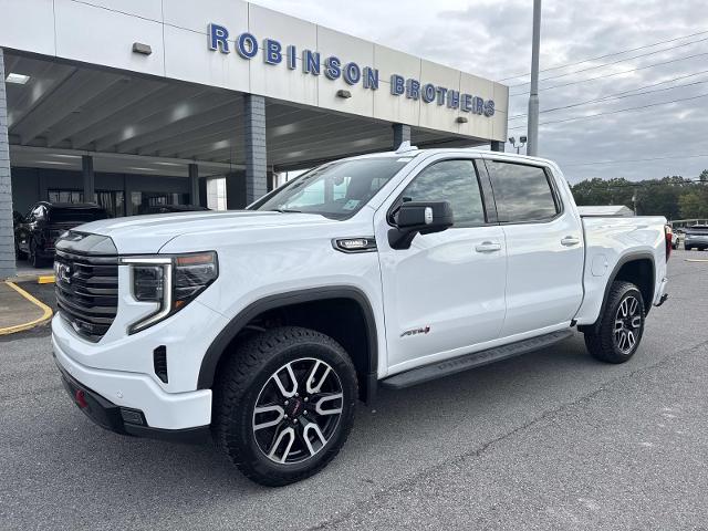 2023 GMC Sierra Work Truck's photo