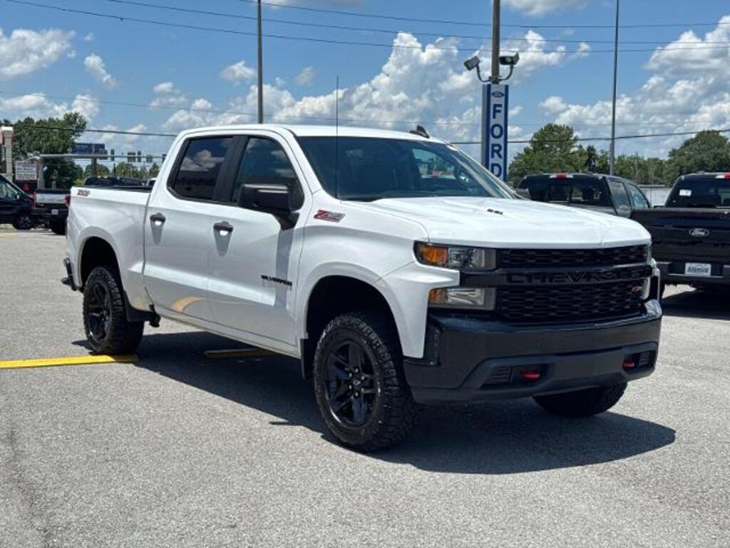 Certified 2021 Chevrolet Silverado Custom Trail Boss CREW CAB SHORT BED TRUCK