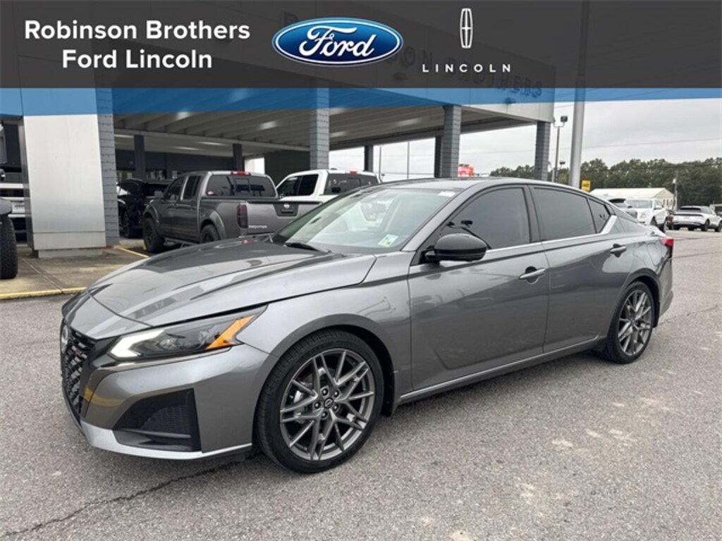 Certified 2023 Nissan Altima 2.0 SR Sedan