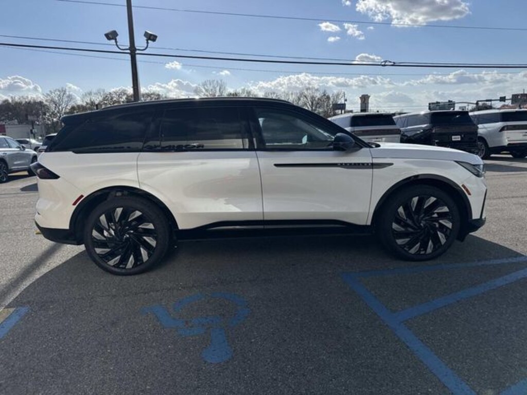 New 2026 Lincoln Nautilus Reserve SUV