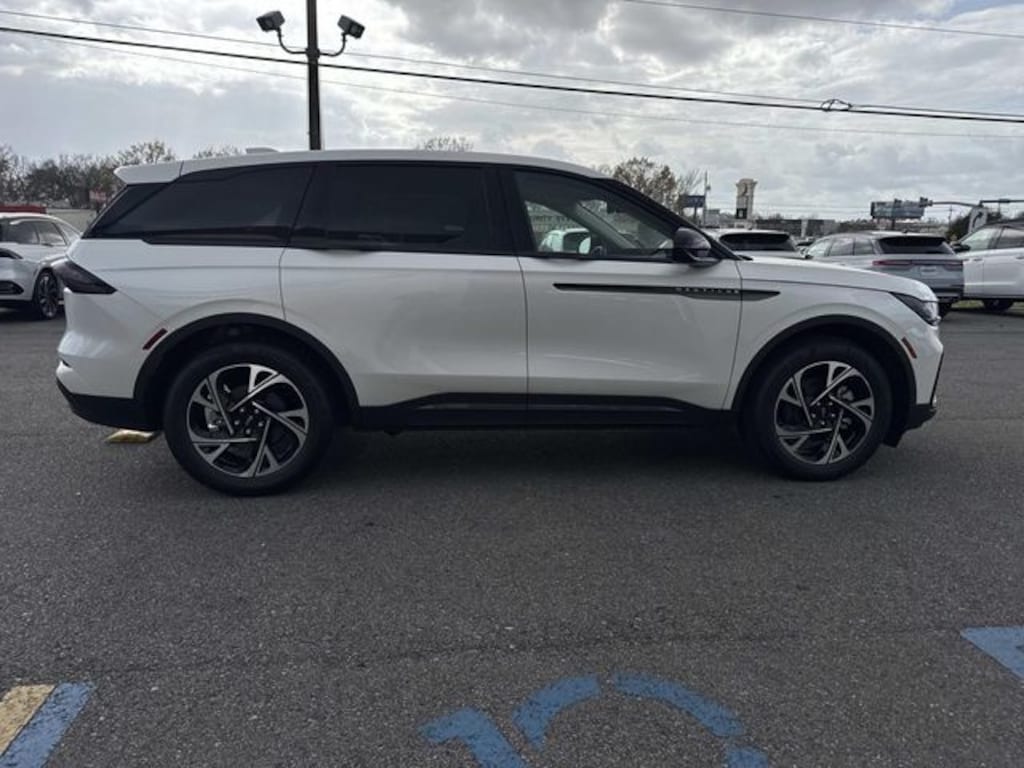 New 2026 Lincoln Nautilus Premiere SUV