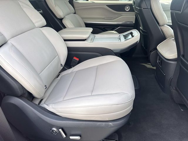 2026 Lincoln Navigator Reserve - Photo 10