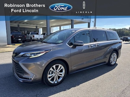 2021 Toyota Sienna Platinum Minivan/Van