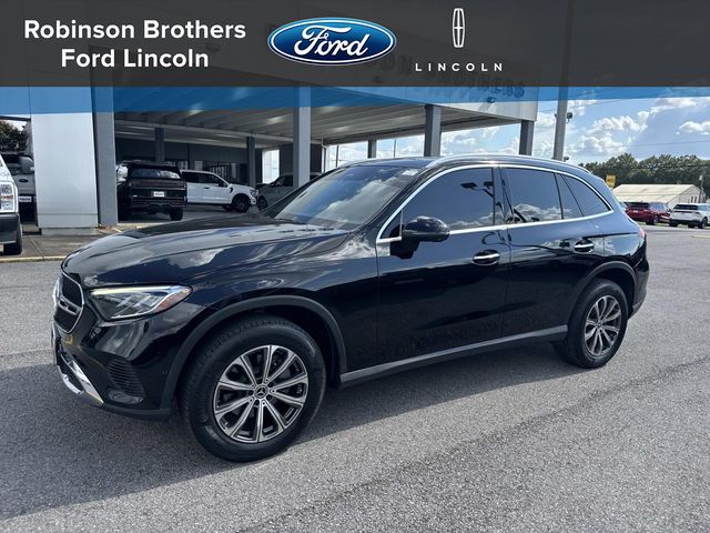 2023 Mercedes-Benz GLC