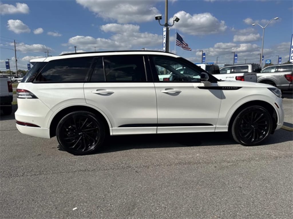 Used 2023 Lincoln Aviator Reserve SUV