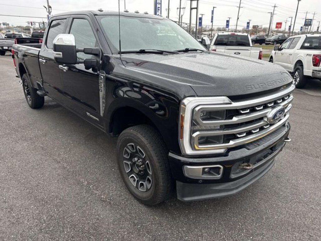 Used 2024 Ford F-250SD Platinum Truck