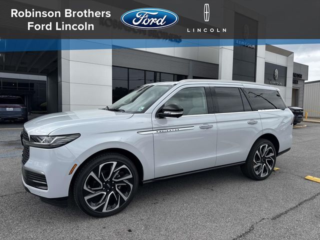 2026 Lincoln Navigator Reserve 4WD's photo