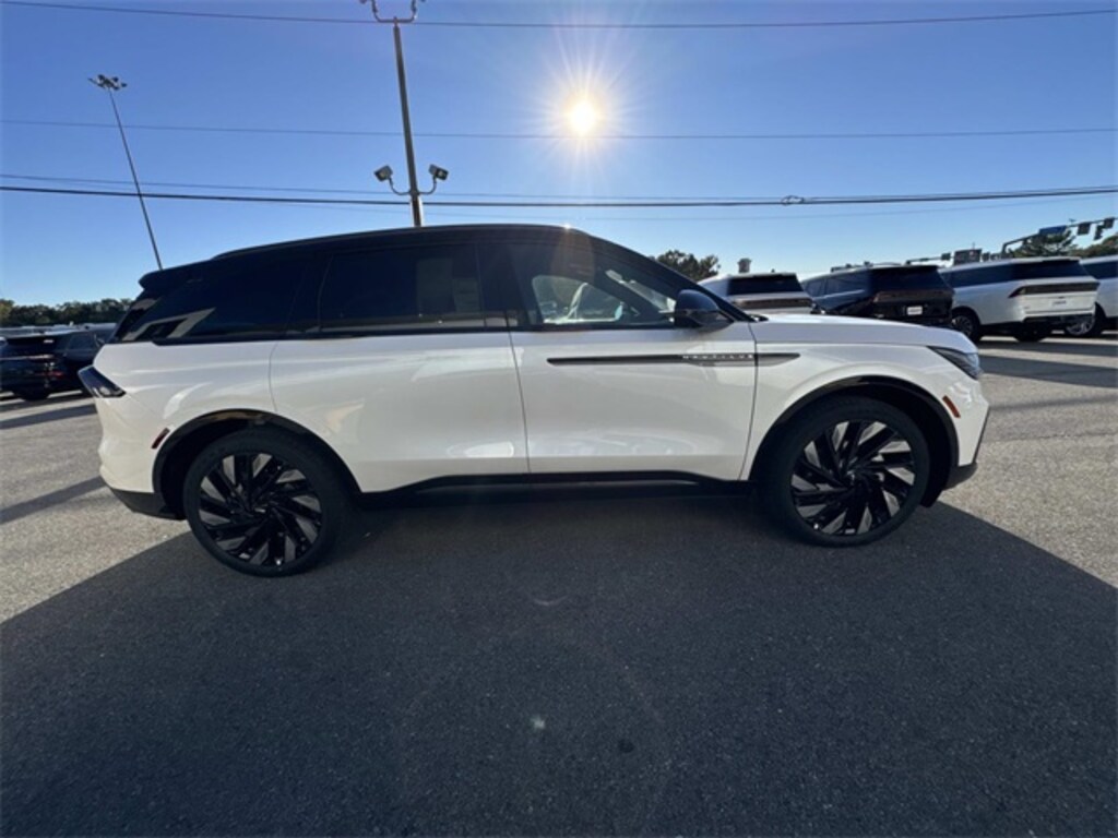 New 2026 Lincoln Nautilus Reserve SUV