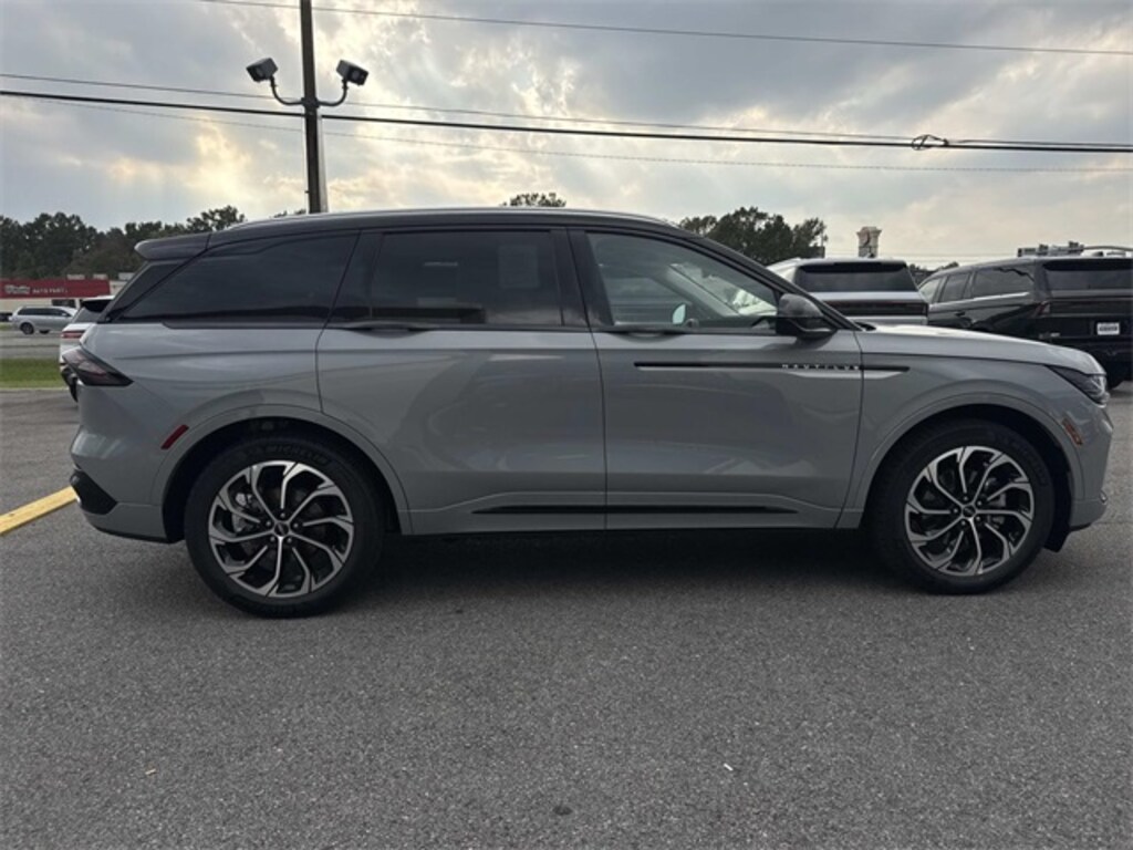 New 2026 Lincoln Nautilus Reserve SUV