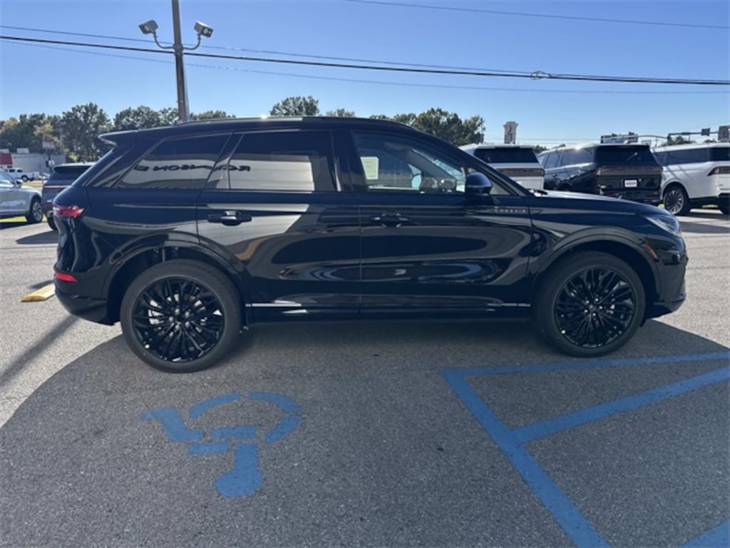 New 2026 Lincoln Corsair Premiere SUV