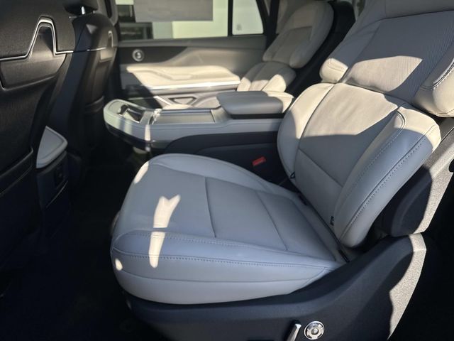 2026 Lincoln Navigator Reserve L - Photo 17
