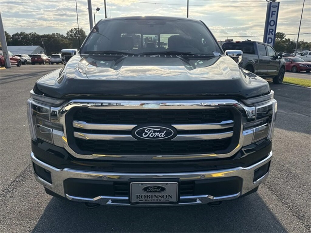 New 2025 Ford F-150 Lariat Truck