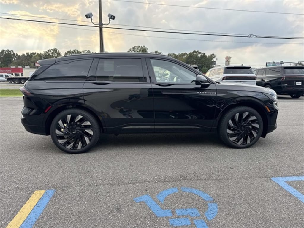 New 2026 Lincoln Nautilus Reserve SUV