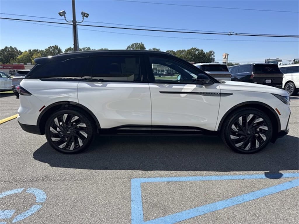 New 2026 Lincoln Nautilus Reserve SUV
