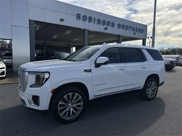 2021 GMC Yukon Denali's photo
