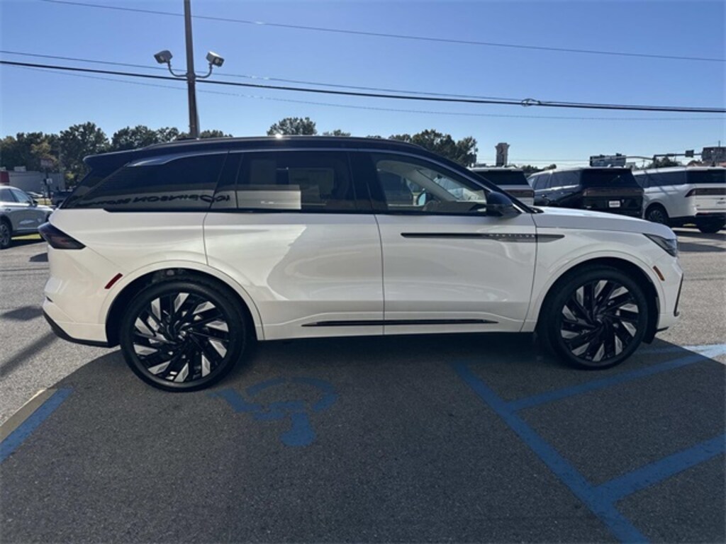 New 2026 Lincoln Nautilus Black Label SUV