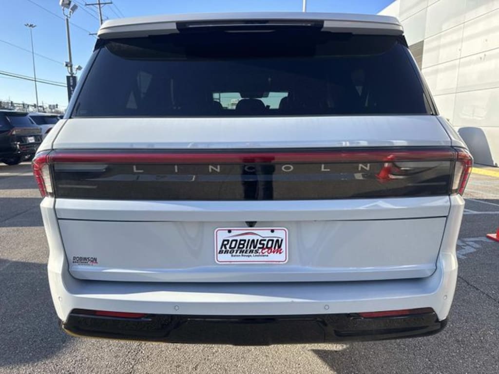 New 2026 Lincoln Navigator L Reserve SUV