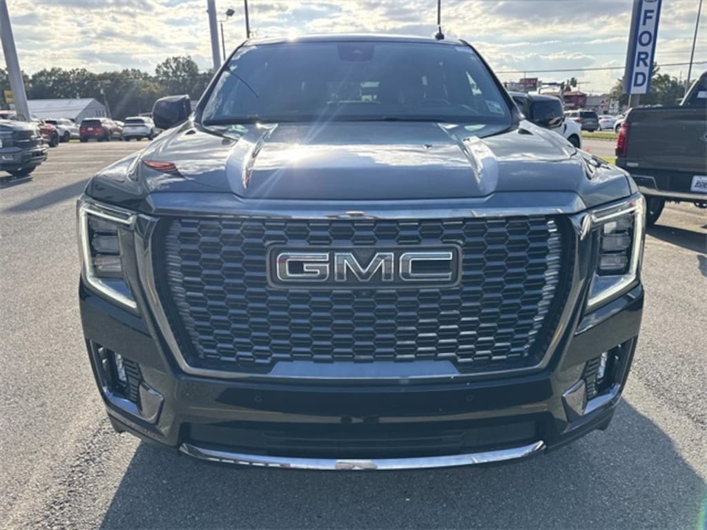 Used 2024 GMC Yukon Denali Ultimate SUV