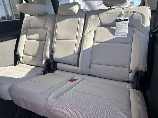 2026 Lincoln Navigator Reserve L - Photo 16