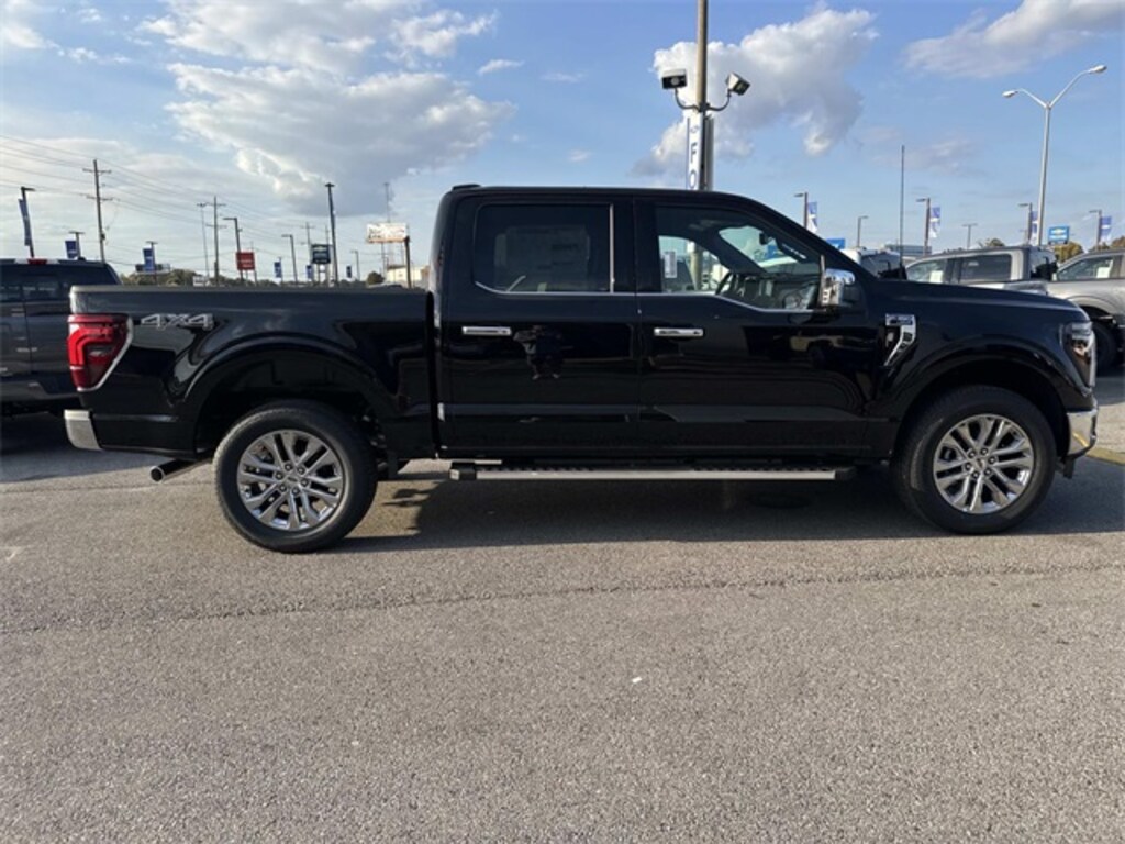 New 2025 Ford F-150 Lariat Truck