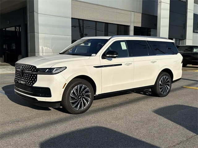 2025 Lincoln Navigator Black Label L's photo