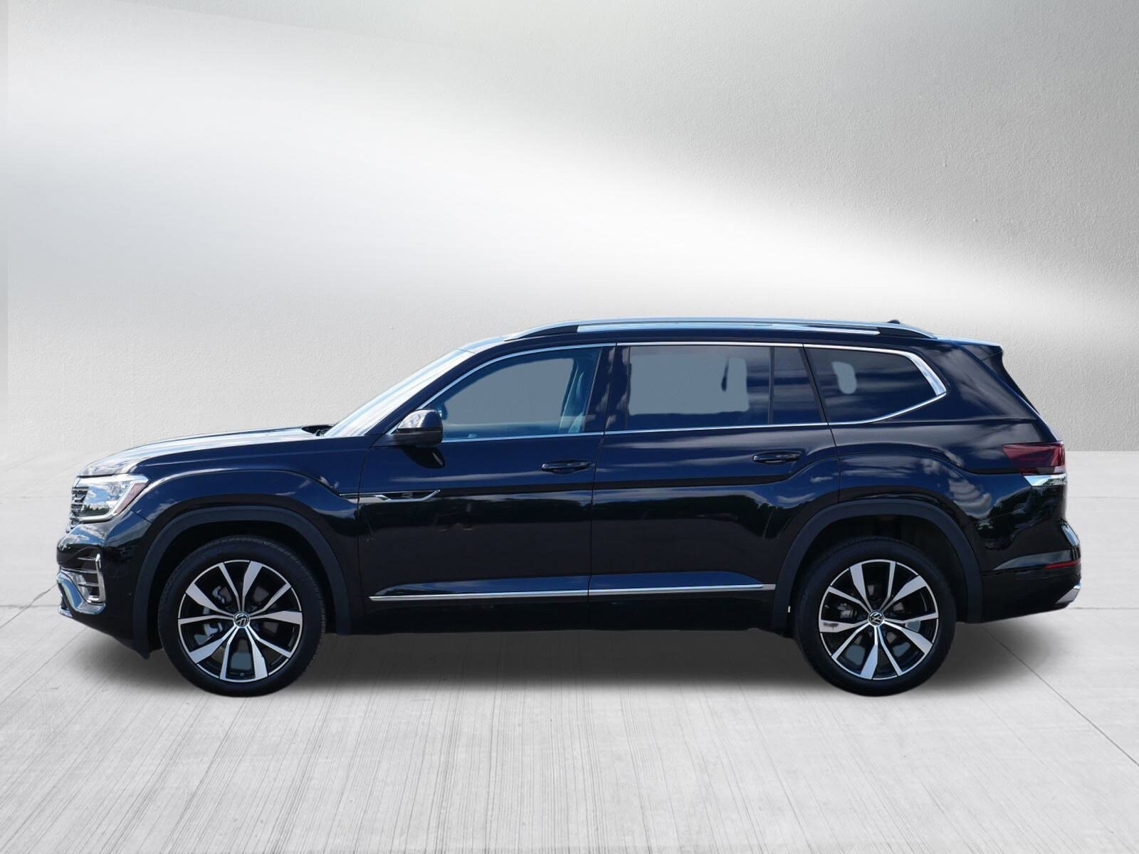 2024 Volkswagen Atlas SEL Premium R-Line photo 4