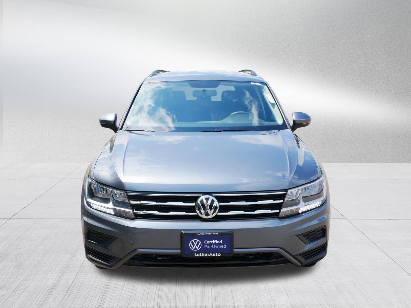 2021 Volkswagen Tiguan S photo 2