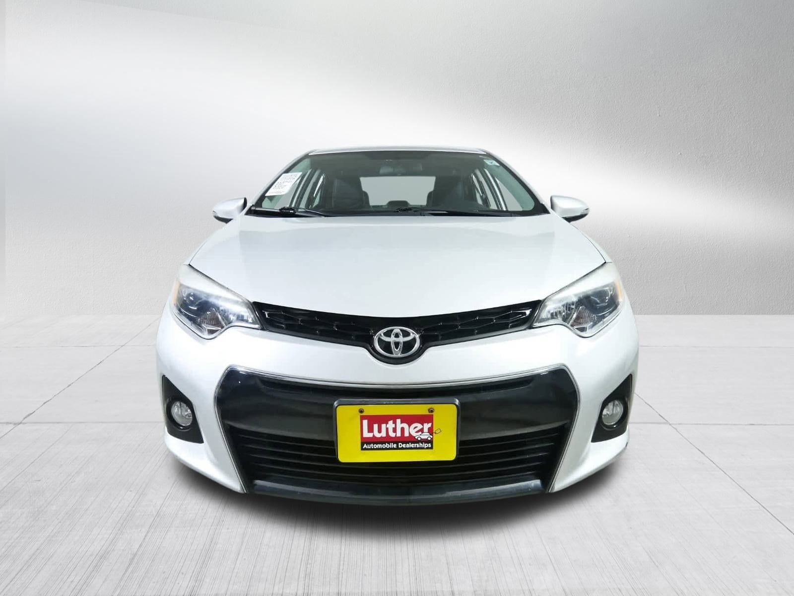 Used 2014 Toyota Corolla S with VIN 5YFBURHE6EP013138 for sale in Rochester, Minnesota