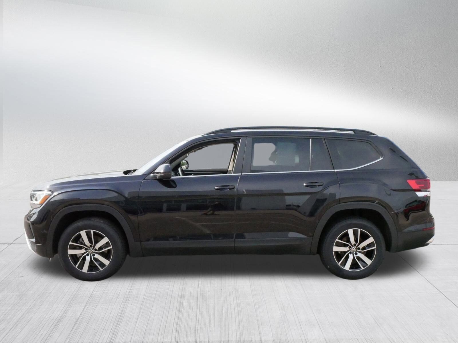 2022 Volkswagen Atlas SE photo 4