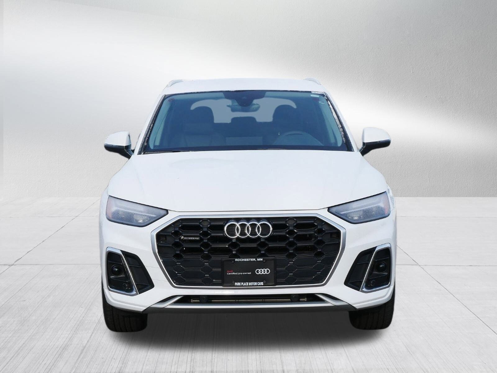2024 Audi Q5 45 S line Premium photo 2
